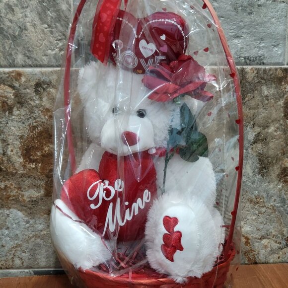 Valentines Day Gift Be Mine Bear Plush Love Heart in Gift Basket Stuffed Animal - Picture 16 of 16